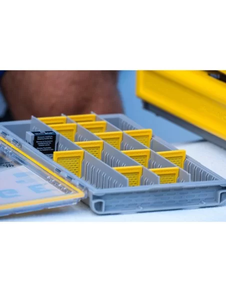 Plano Edge 3600 4 Scomparti Divisibili in 34 Scomparti Cassette Pesca Plano