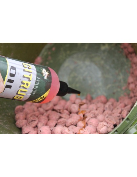 Dynamite Bait Evolution Oil Monster Hemp 300 ml