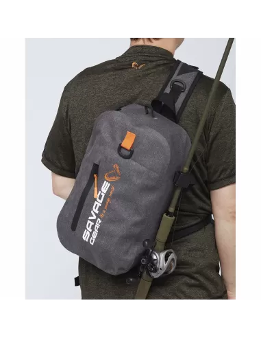 Savage Gear Aw Sling Rucksack Zaino Monospalla Porta Attrezzatura e Canna da Pesca Zaini Savage Gear