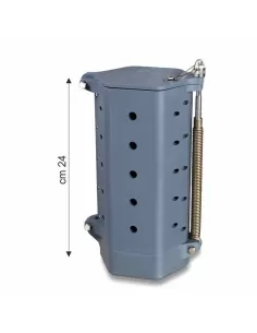 Big boat feeder with quick opening 